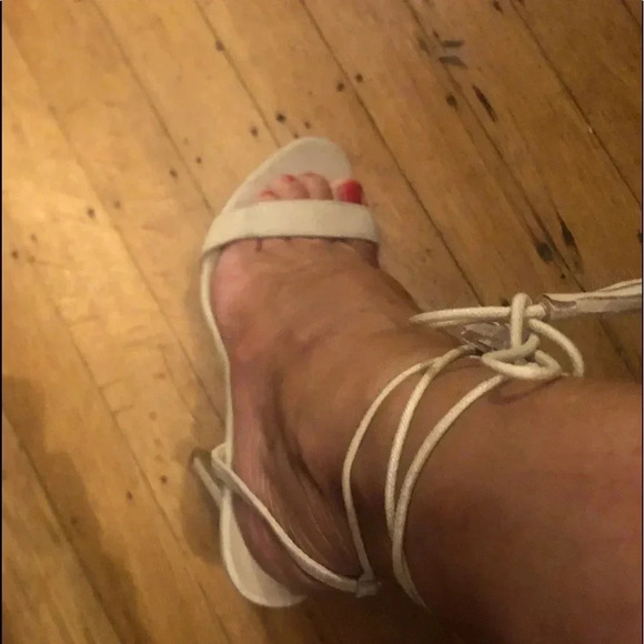 Heeled sandals - Picture 2 of 3